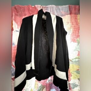 Banana Republic black and ivory sweater.  Merino/ Cashmere blend!